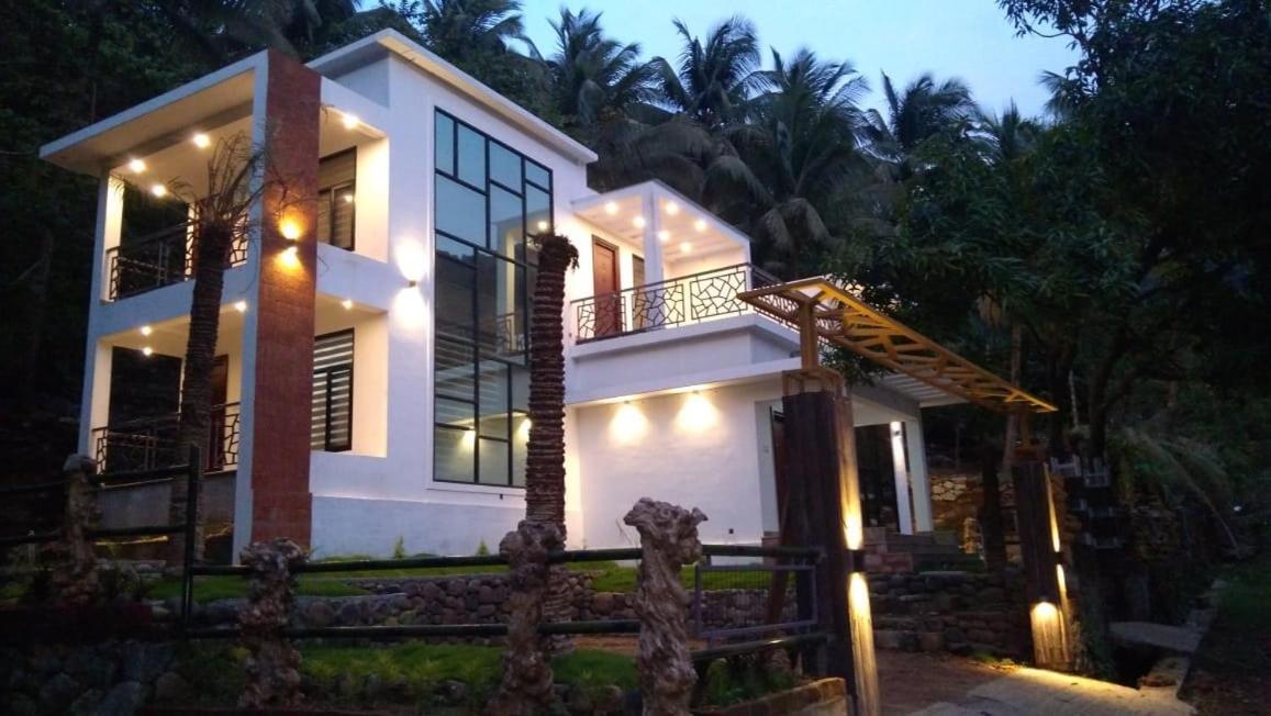 Pinangode Orchid Villa מראה חיצוני תמונה