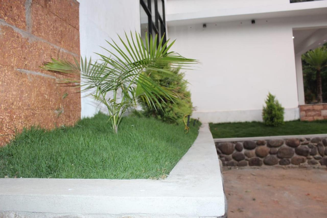 Pinangode Orchid Villa מראה חיצוני תמונה