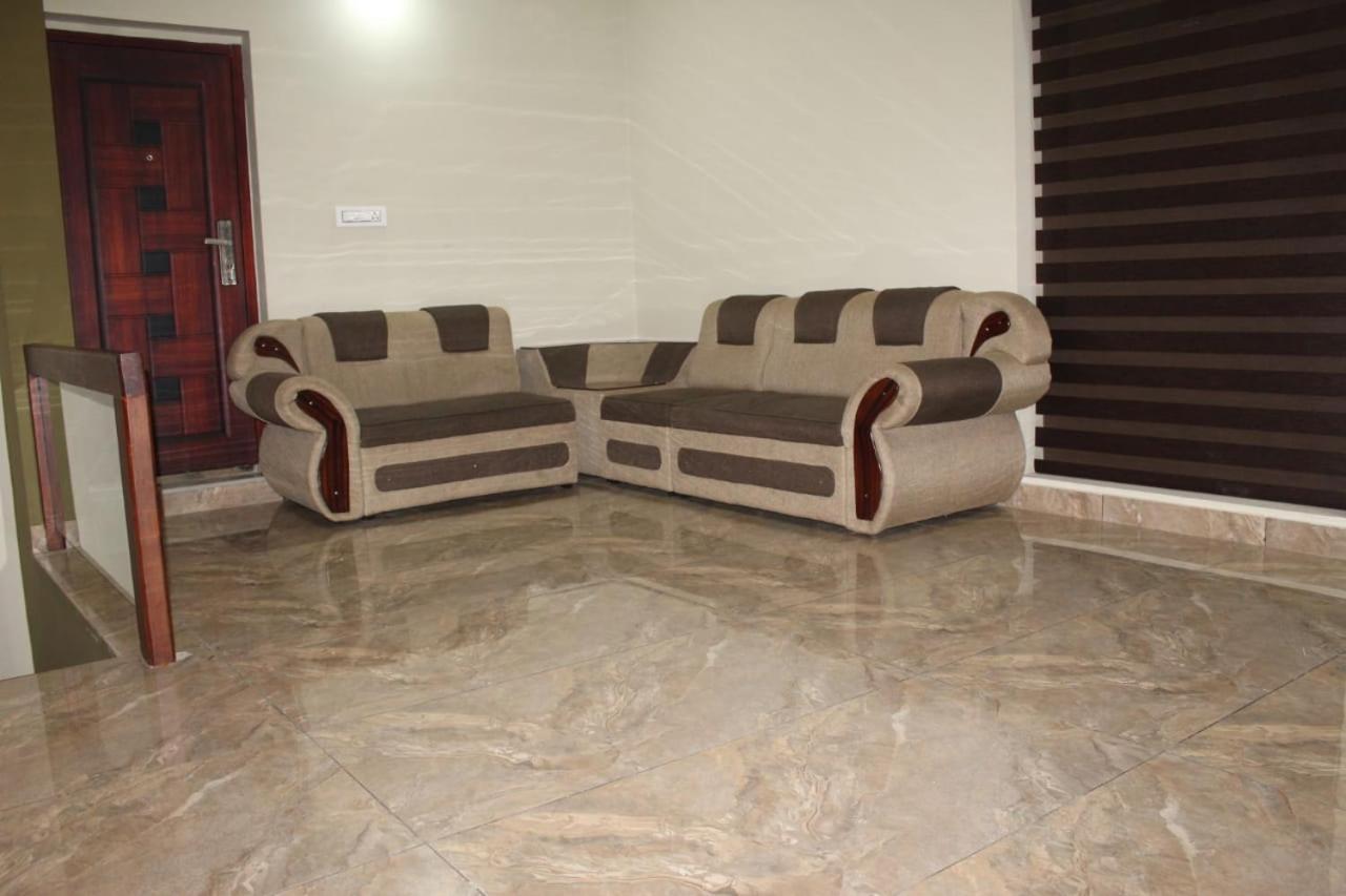 Pinangode Orchid Villa מראה חיצוני תמונה
